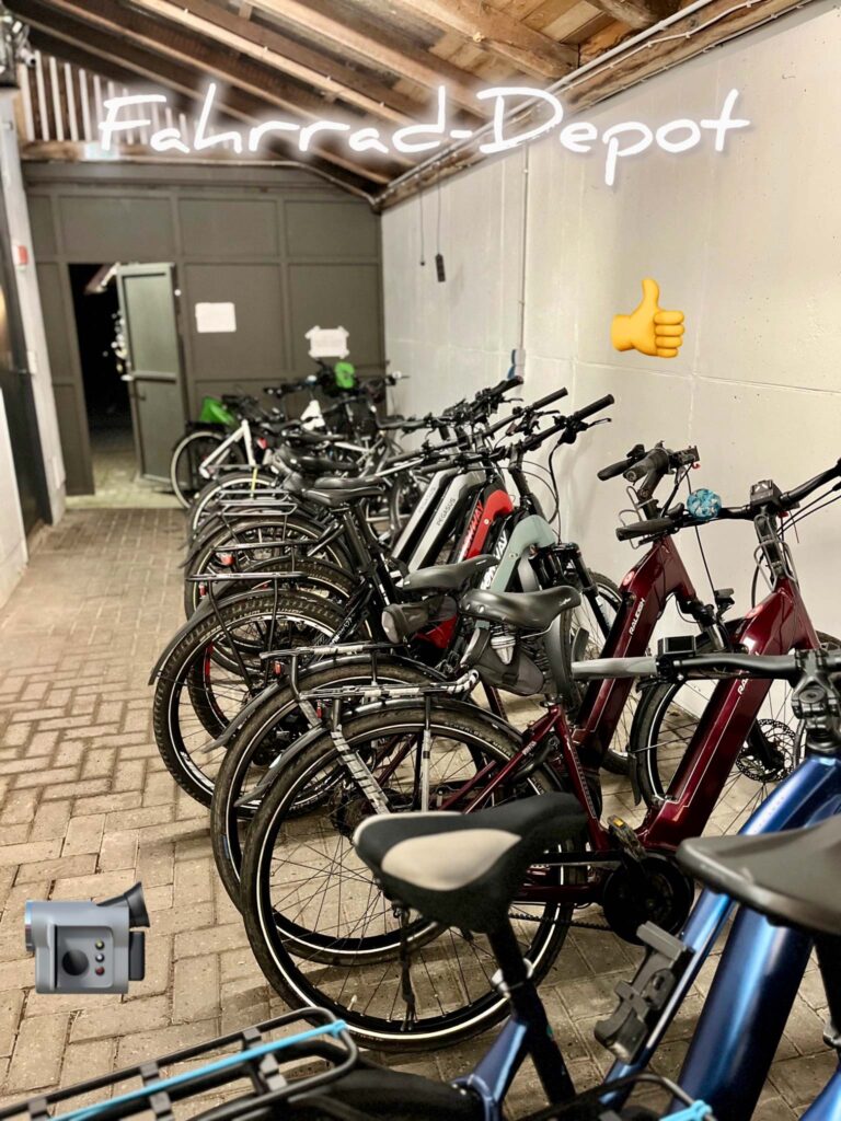 Fahrrad-Depot im Hotel Hinrichs